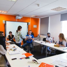 General English in Bristol. Course + Accommodation (2 weeks)